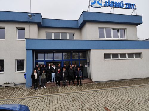 🚌 Izgalmas Üzemlátogatás a Jármű ZRT.-nél!